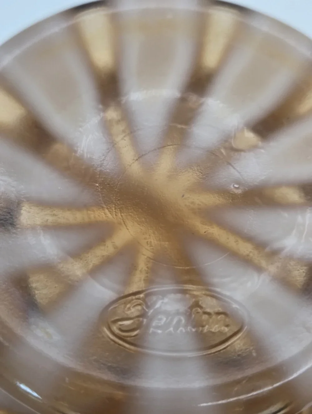 Fenton Butterscotch Caramel Cameo Spiral Optic Vase